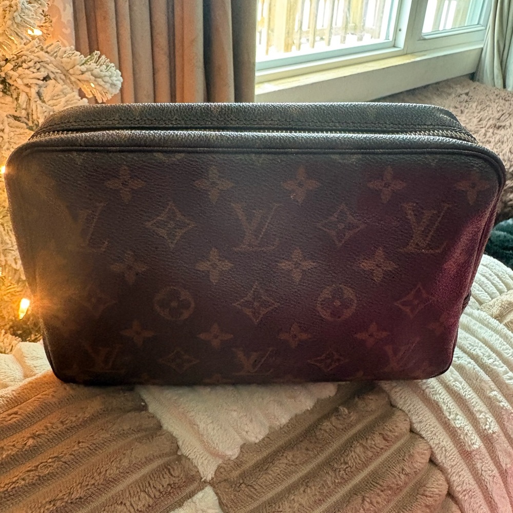 Louis Vuitton Brown Monogram Vintage Trousse 23 Toiletry bag